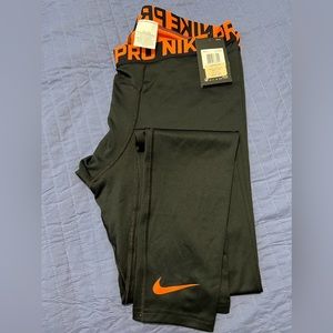 Men’s Nike Pro Dry Fit 4XLT Tights in Black.